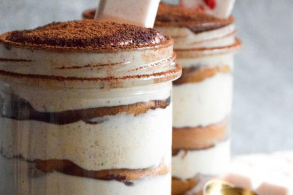 FIT tiramisu ze skyrem