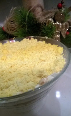 Sałatka mimoza ( warstwowa z tuńczykiem)