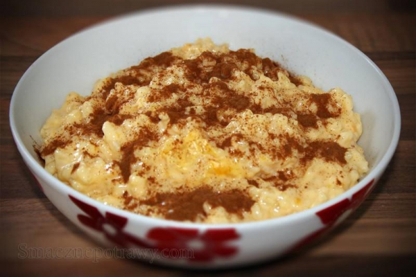 Pudding ryżowy z sosem waniliowym