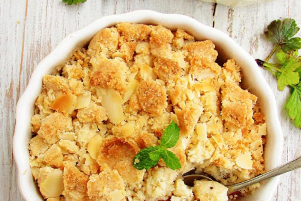 Crumble z agrestem