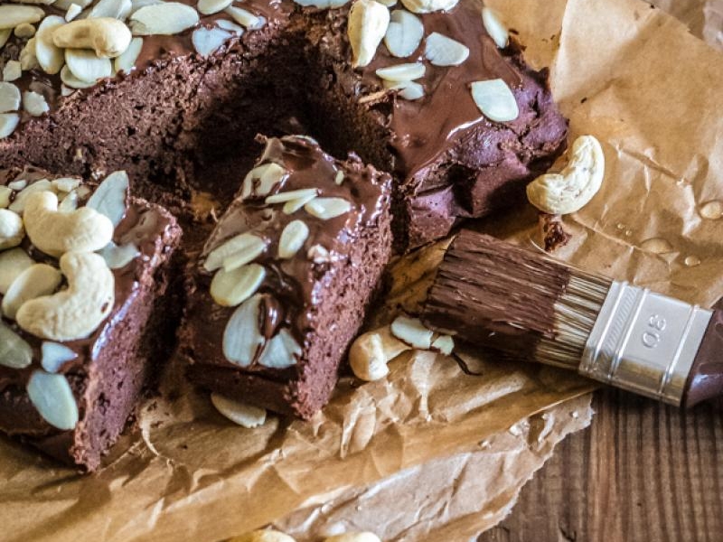 CZEKOLADOWE BROWNIE BEZ GLUTENU I CUKRU