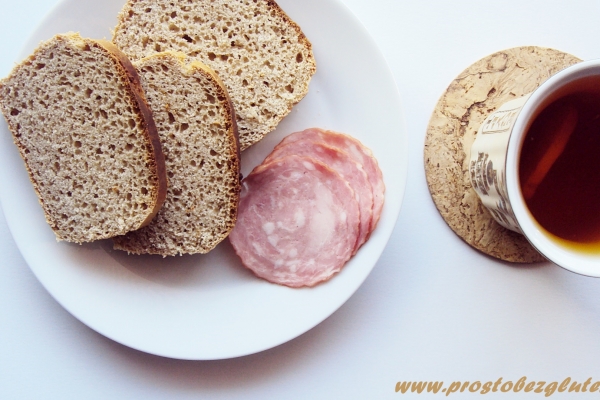 Chleb z mąką z cibory jadalnej (bez glutenu)