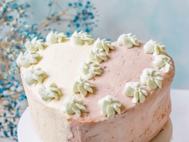 Tort Cytrynowo Hibiskusowy