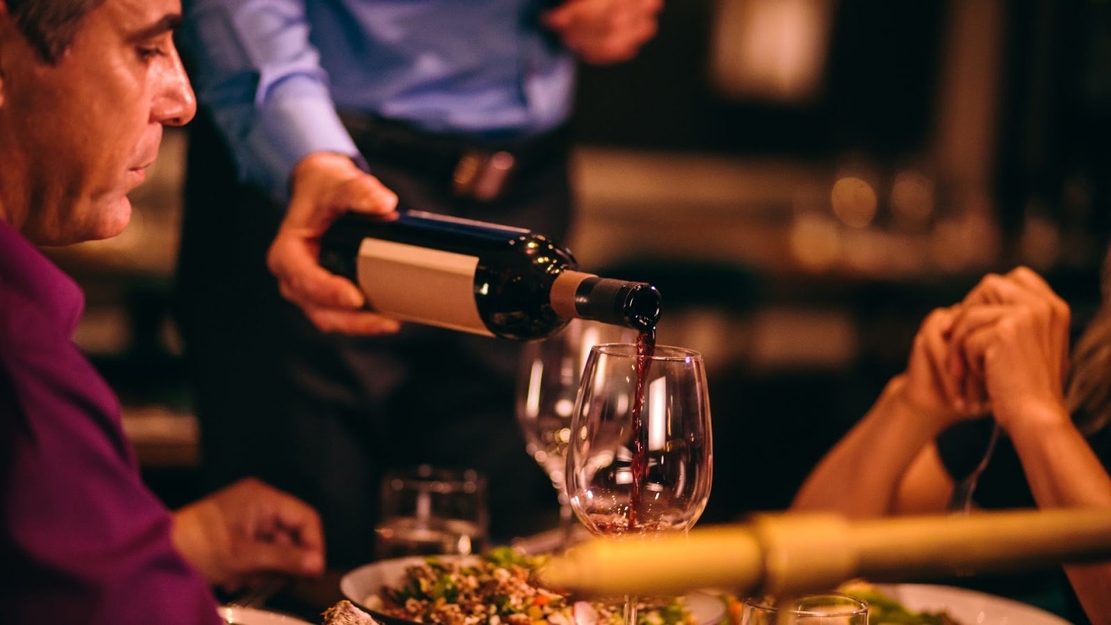 Jak powinien wyglądać wine pairing w dobrej restauracji?