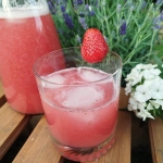 Lemoniada truskawkowa