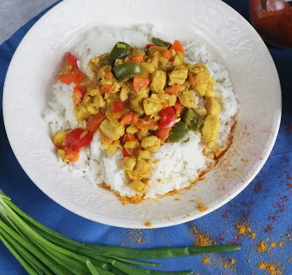Warzywa z kurczakiem w curry