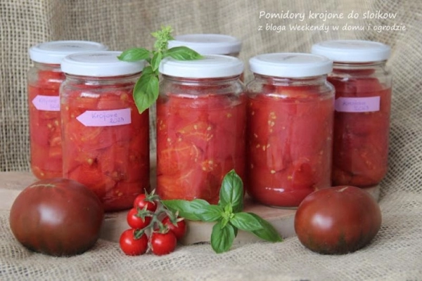 Pomidory w kawałkach do słoików