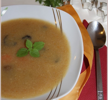 Zupa kalafiorowo-grzybowa