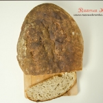 Chleb z pieczonymi...