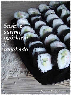 Sushi z surimi, ogórkiem i awokado