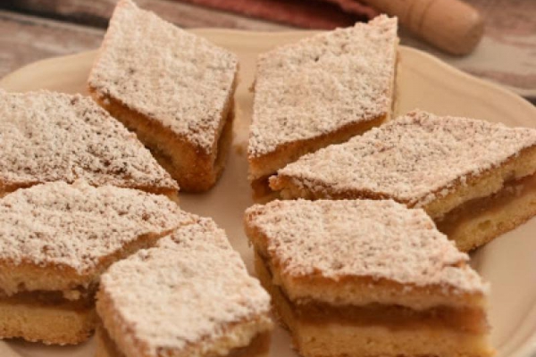Kruchy placek z jabłkami – kuchnia podkarpacka