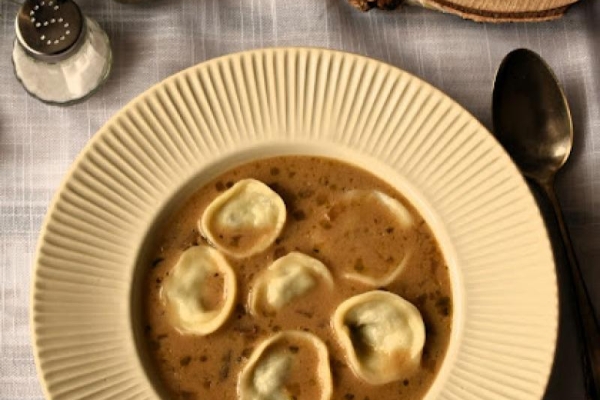 Zupa grzybowa z uszkami – kuchnia podkarpacka