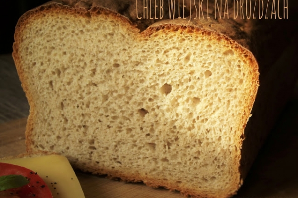 Chleb wiejski na drożdżach – kuchnia podkarpacka
