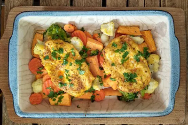 Kurczak zapiekany z warzywami i batatami