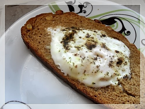 Jajko sadzone w chlebie
