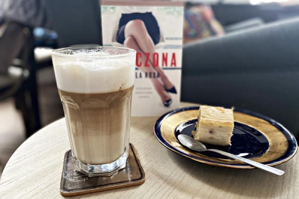 Osaczona – Pola Roxa