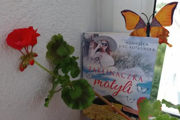 Zaklinaczka motyli – Agnieszka Stec-Kotasińska (Rebel)