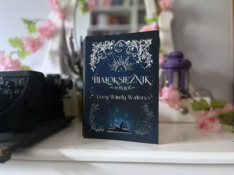 Białoksiężnik. Powrót – Lucy Windy Waters