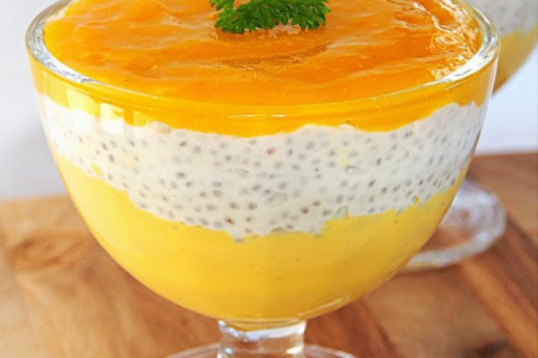 Deser z mango, chia i mascarpone