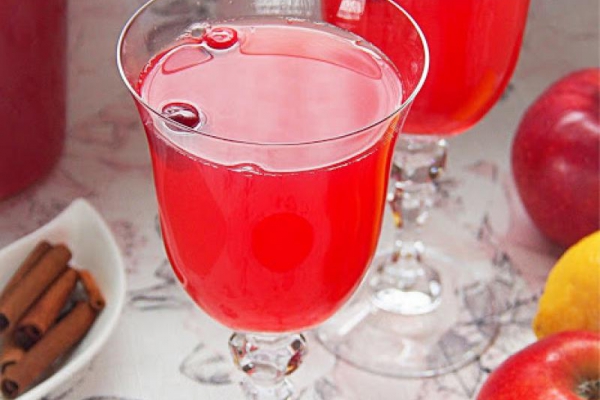 Kompot żurawinowo - jabłkowy