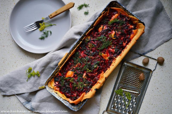 Tarta z botwinką i łososiem