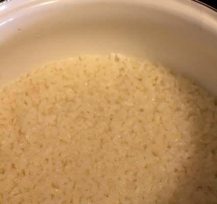 Jak przygotować ryż do sushi