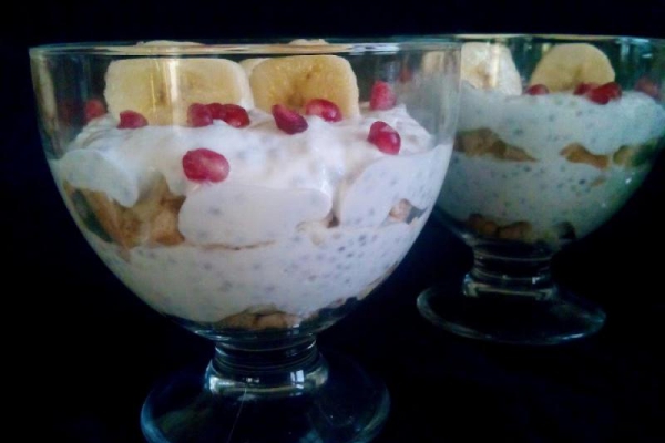 Pudding chia z owocami