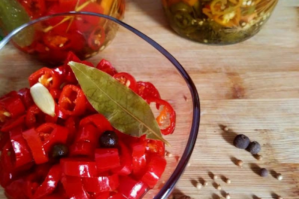 Marynowana papryka chili