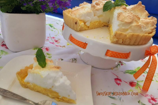 Tarta cytrynowa z pianką bezową