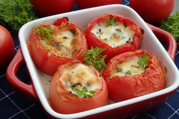 Pomidory zapiekane z mozzarellą