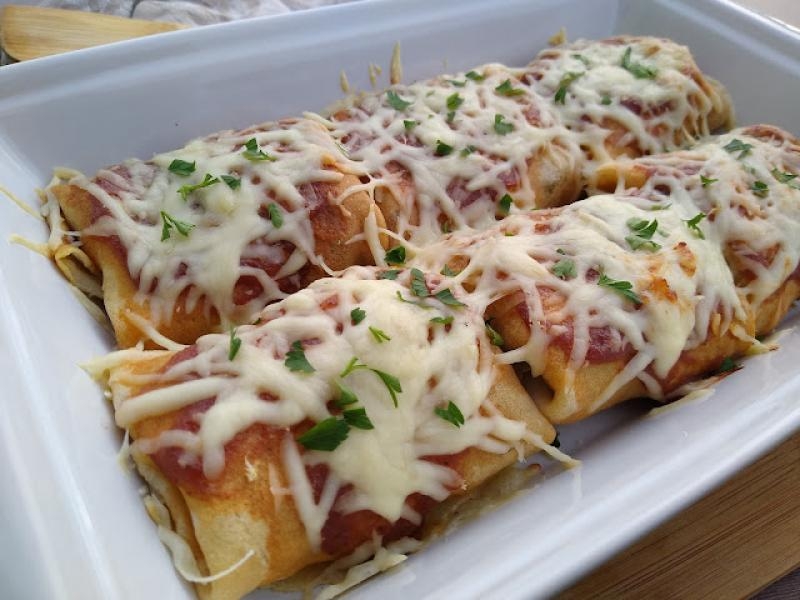 Naleśniki z pieczarkami i kiełbasą