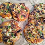 Pizzerinki z pieczarkami...