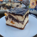 Łaciaty seromakowiec z...