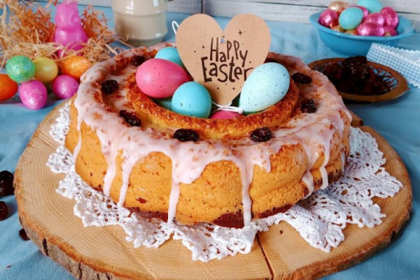 DWUKOLOROWA BABKA WIELKANOCNA