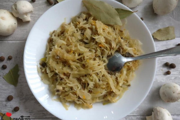 KAPUSTA KISZONA Z PIECZARKAMI- IDEALNY FARSZ DO PASZTECIKÓW, KROKIETÓW LUB PIEROGÓW