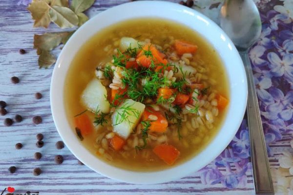 KRUPNIK NA ROSOLE