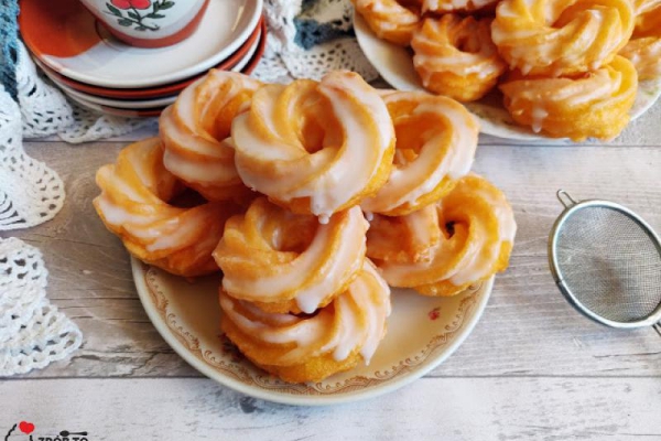 PĄCZKI HISZPAŃSKIE (GNIAZDA PARZONE)