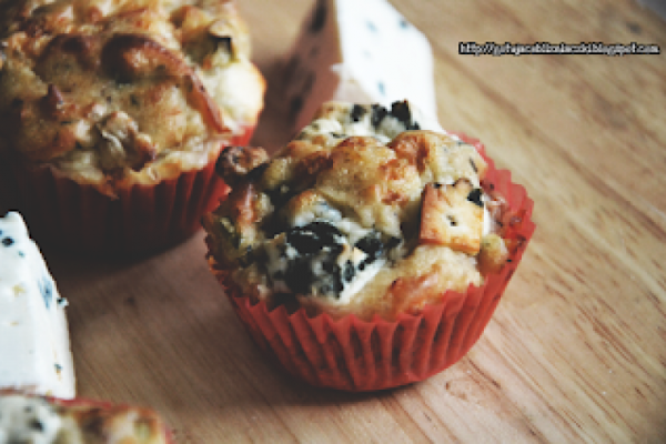 Serowe muffiny na słono