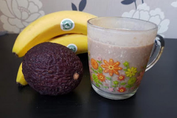 Owsiankowo-czekoladowe smoothie