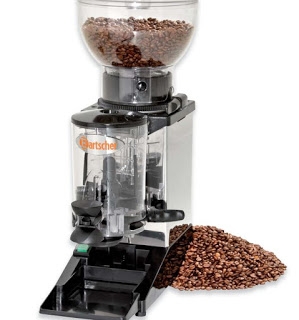 Profesjonalny młynek do kawy – sprzęt obowiązkowy w każdej kawiarni