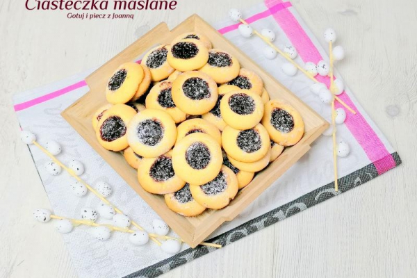 Ciasteczka maślane z powidłami,bardzo pyszne, jak z cukierni