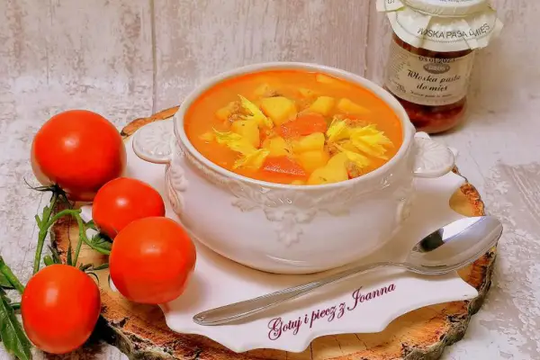 Rozgrzewająca zupa z Włoską pastą Dros