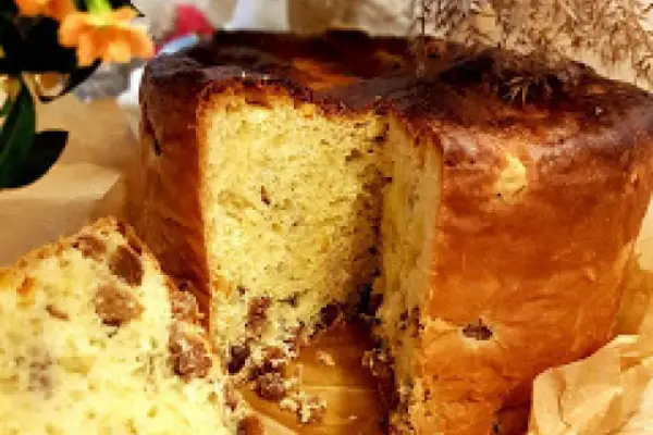 Drożdżowa babka panettone - najdelikatniejsze ciasto drożdżowe