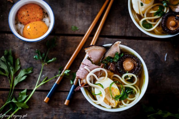 Ramen z wieprzowiną - prosty przepis