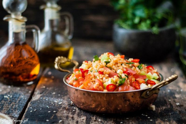 Sałatka z kaszą bulgur