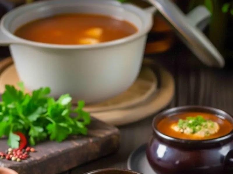 Halaszle – węgierska zupa rybna