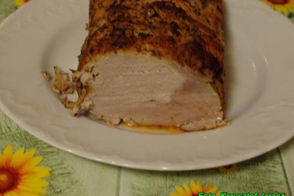Schab pieczony - soczysty i kruchy.