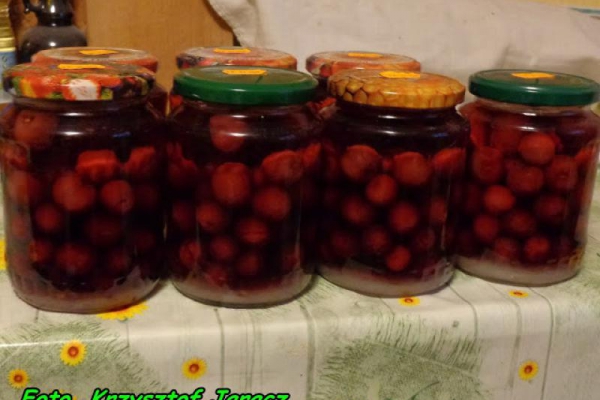 Kompot z wiśni na zimę.
