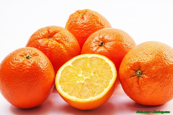 Likier ze słodkich pomarańczy.