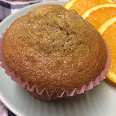 Muffinki pomarańczowe z mąki pełnoziarnistej